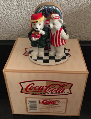 8065-1 (81104) € 15,00 coca cola beertjjes bij jukebox.jpeg